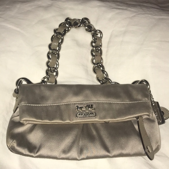 ❤️❤️Coach stain evening bag with  silver hardware - Picture 1 of 8